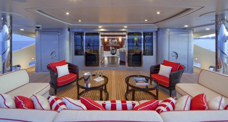 Aft Exterior Seating Area