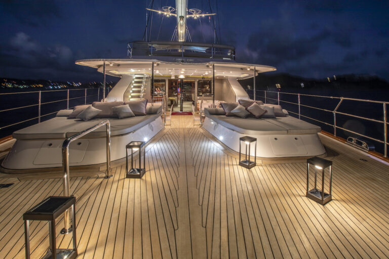Aft Seating And Sunbathing Area