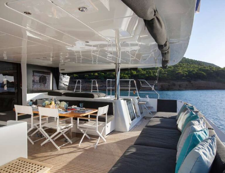 Al Fresco Dining Area And Relaxation Area