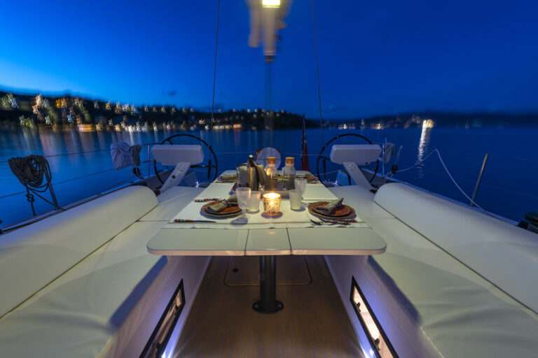 Al Fresco Dining By Night