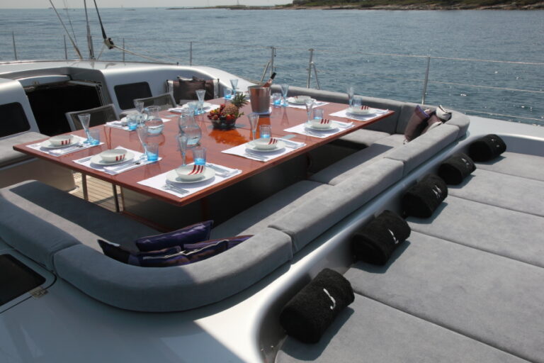 Al Fresco Dining Set Up