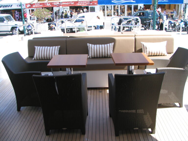 Alfreco Dining On Aft Deck