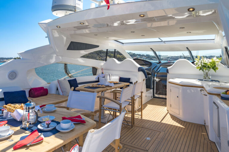 Alfresco Dining