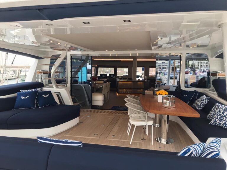 Alfresco Dining And Seating On Aft Deck