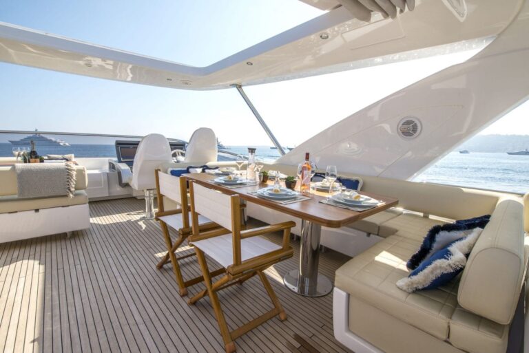 Alfresco Dining Area On Flybridge