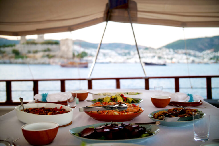 Alfresco Dining Experience