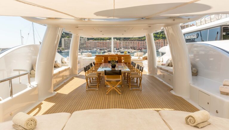 Alfresco Dining On Deck