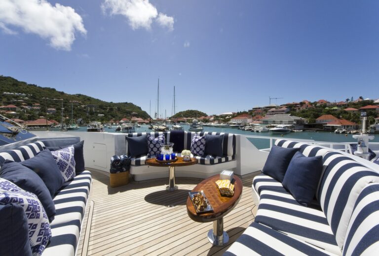 Alfresco Dining Option