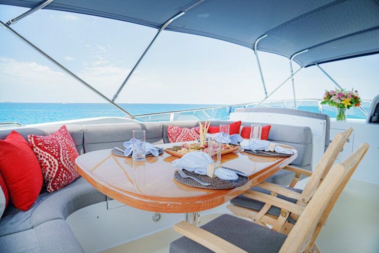 Alfressco Dining And Seating