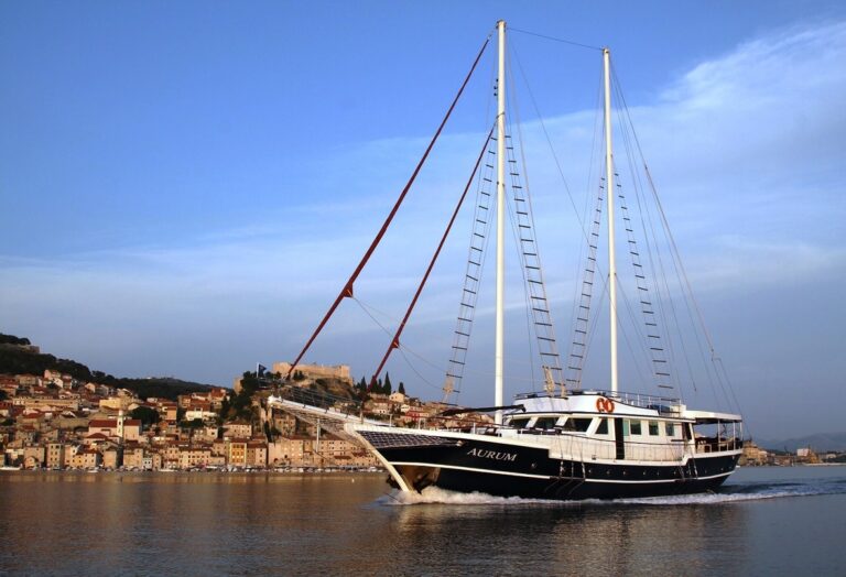 Aurum_underway