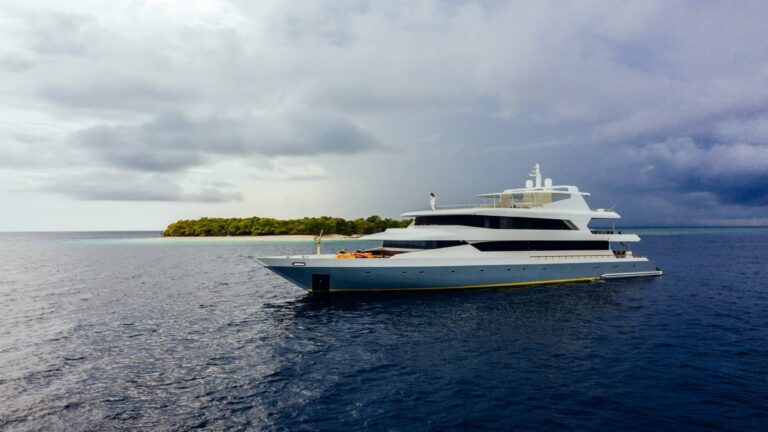 PRINCESS ULUA in the Maldives