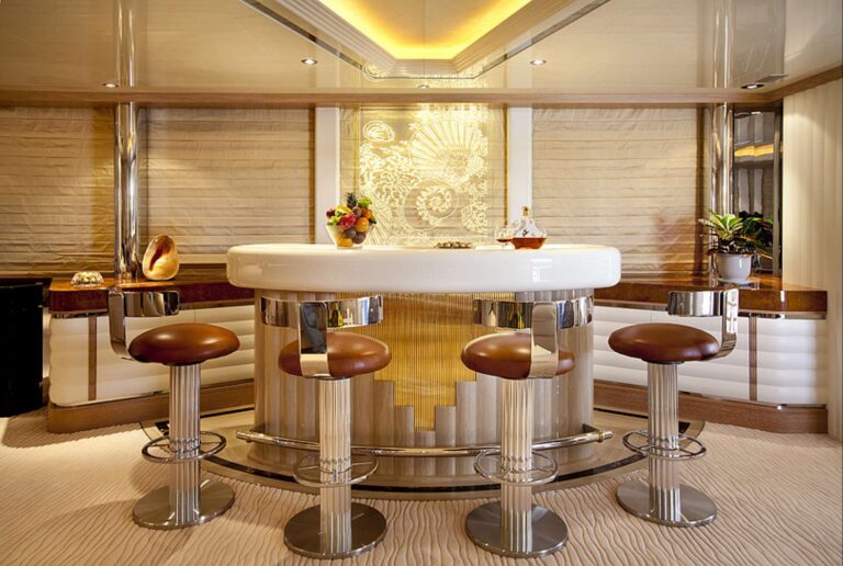 Bar Area In The Main Saloon