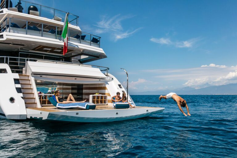 Beach Club Lifestyle