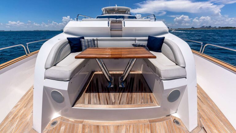 Bow Seating And Table
