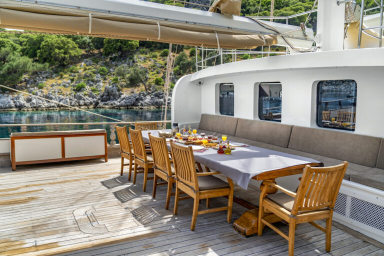 Breakfast On Deck