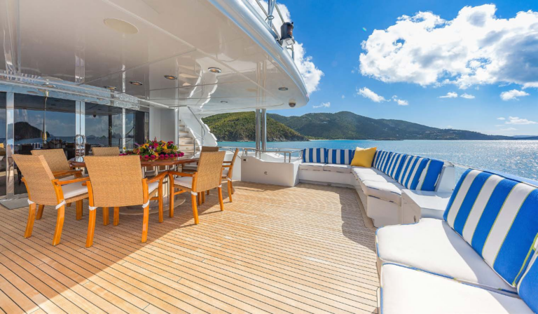 Bridge Deck Aft