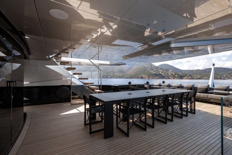 Bridge Deck - Dining Table