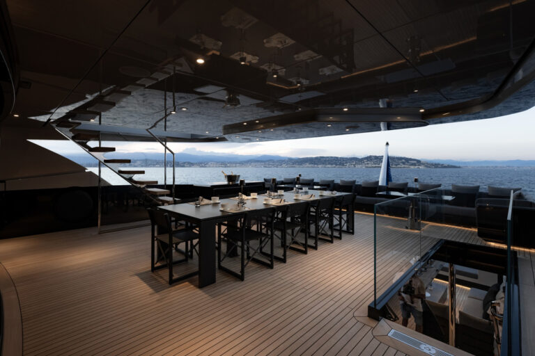 Bridge Deck - Spacious Areas