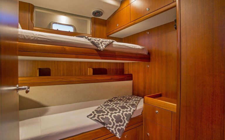 Bunk Cabin