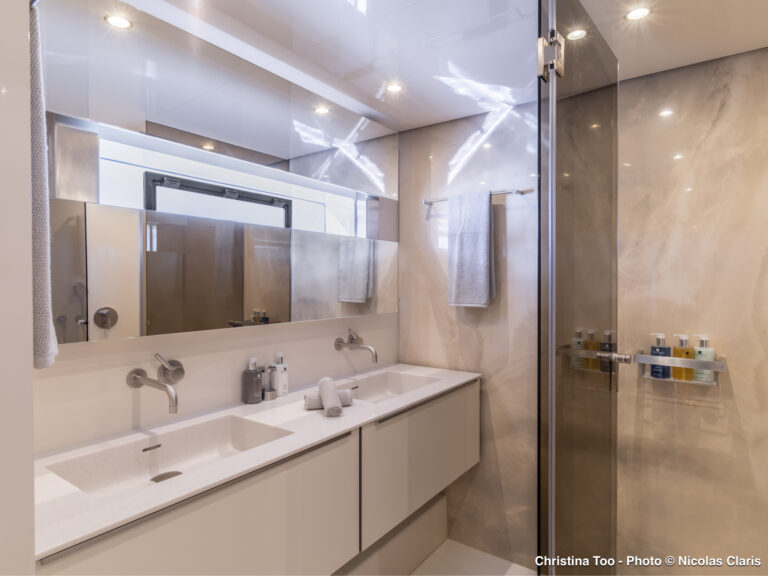 Cabin - Ensuite Bathroom