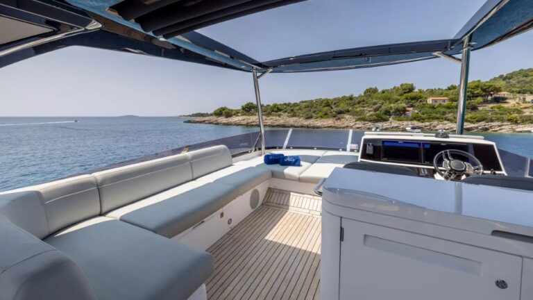 Captain Area