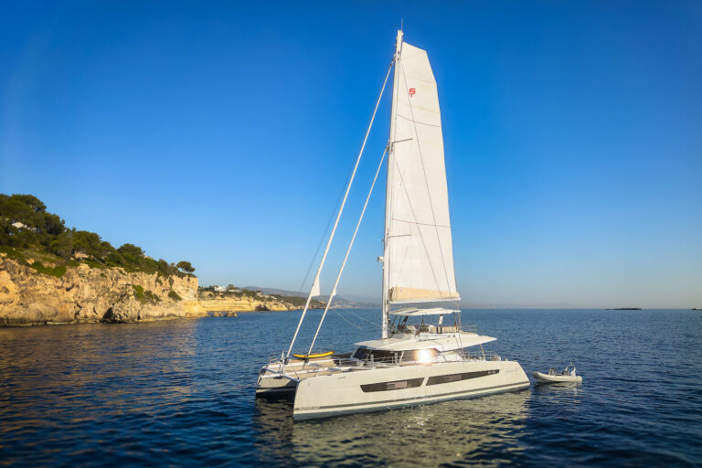 Catamaran Yacht ERA