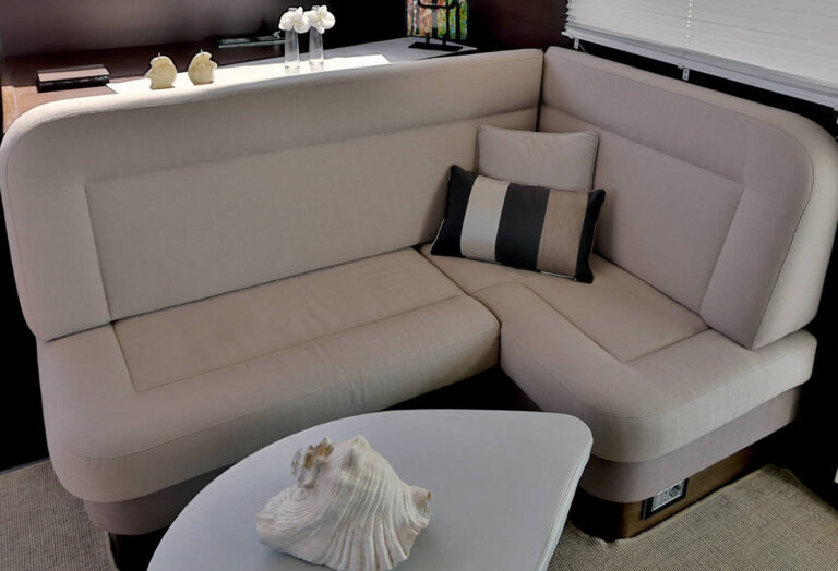 Charter Yacht Anassa Saloon Seating