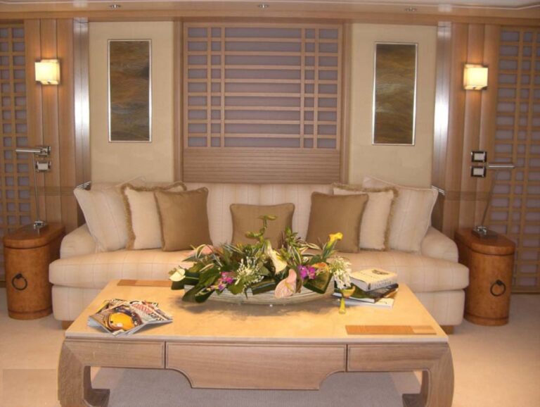 Couch And Table