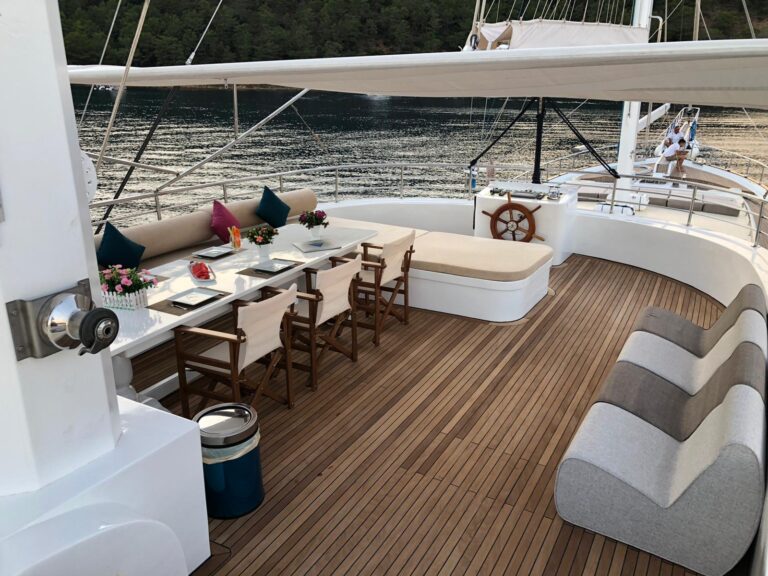 Sundeck
