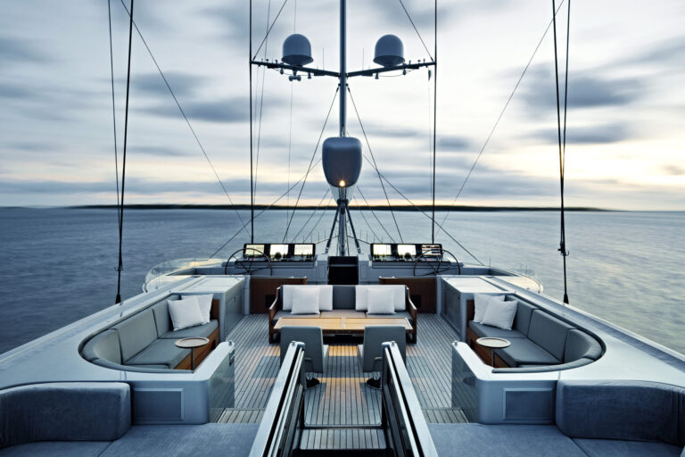 67M PERFORMANCE SAILING YACHT