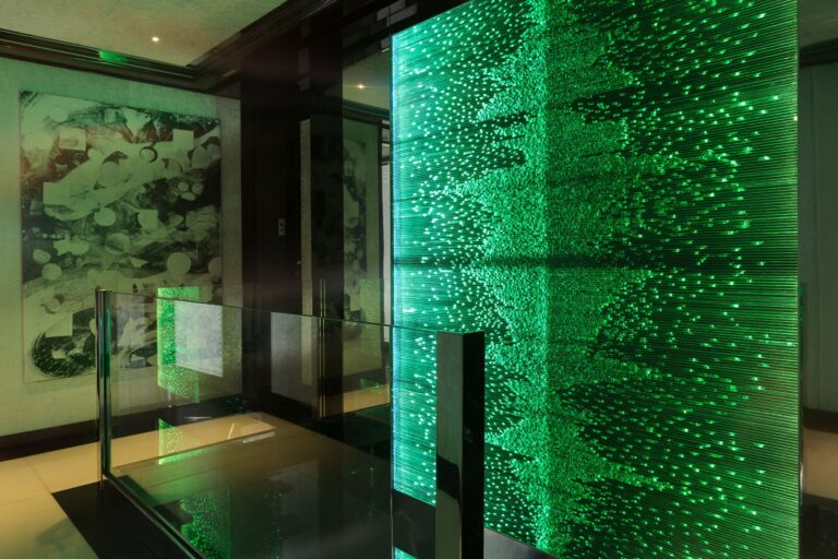 Detail - Glass Wall