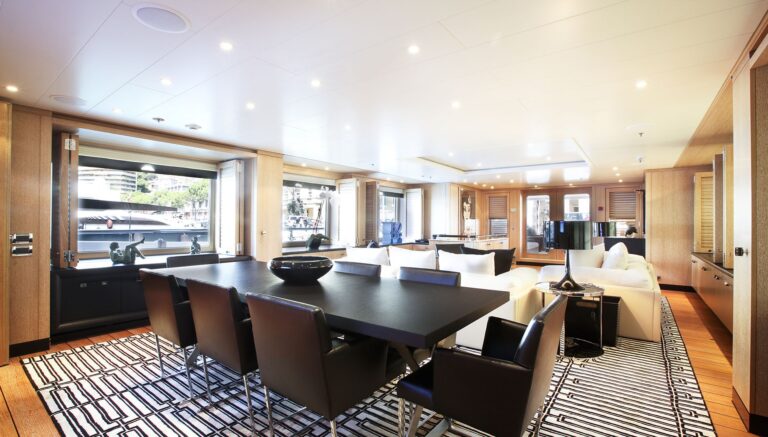 Dining And Salon