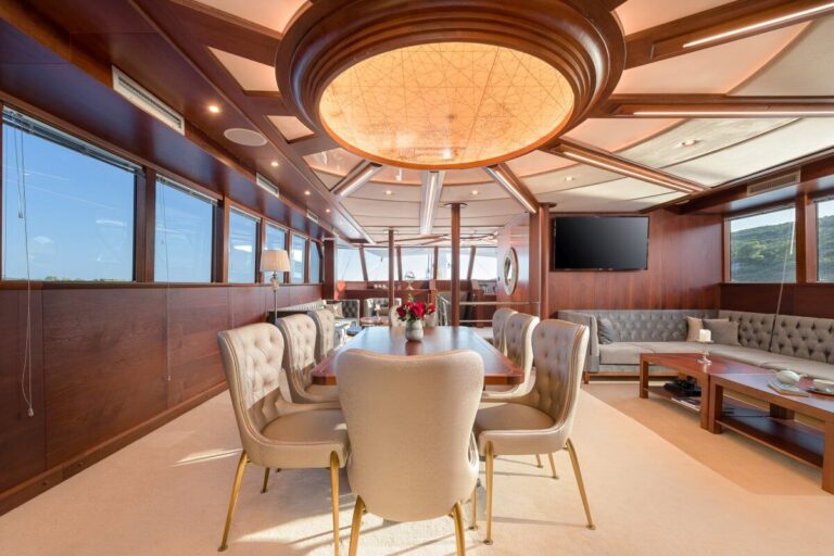 Dining Area Inside