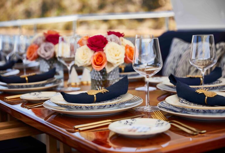 Dining Details