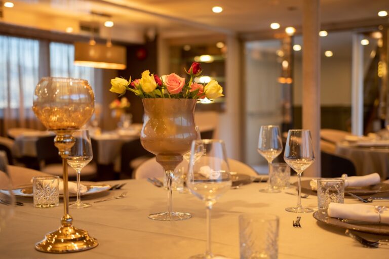 Dining - Elegant