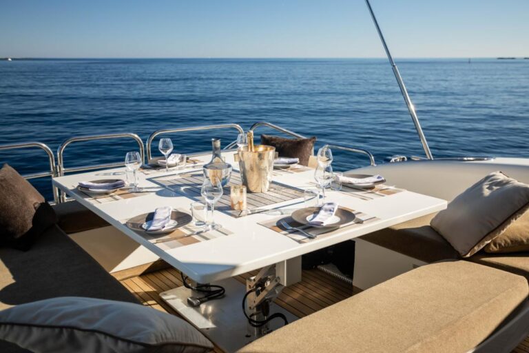 Dining Set Up Al Fresco
