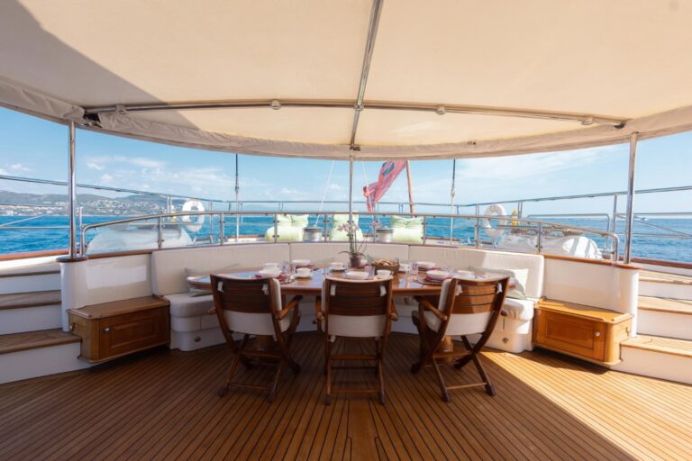 Dining With Sea Views