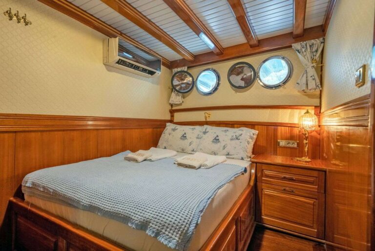 Doubel Cabin