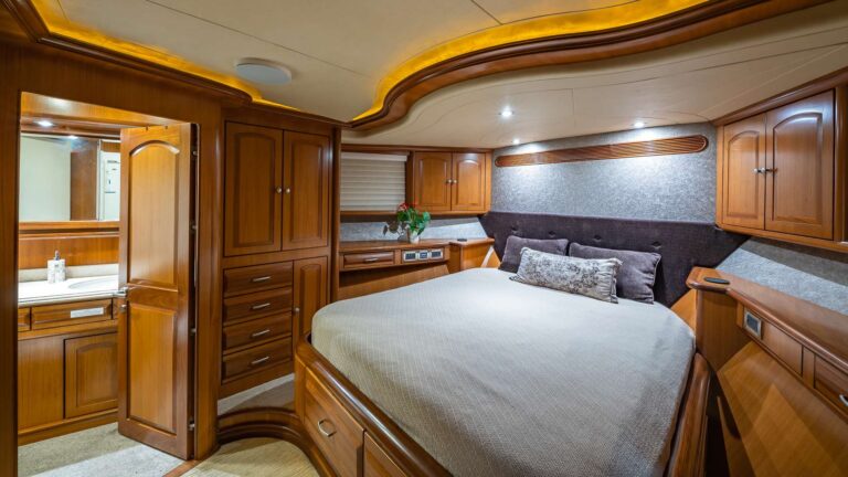 Doubel Cabin Forward