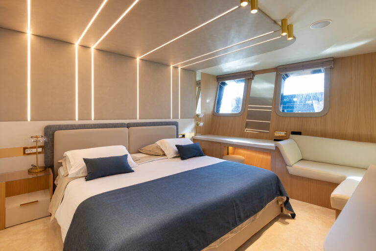 Double Cabin 3