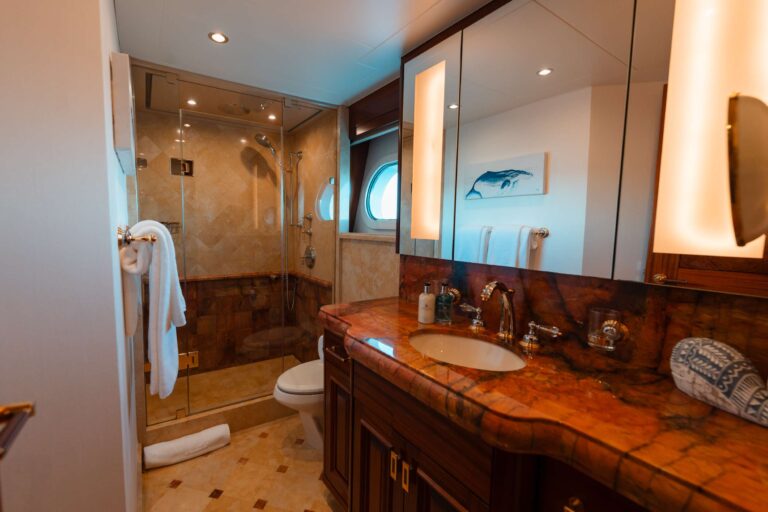 Double Cabin Bathroom
