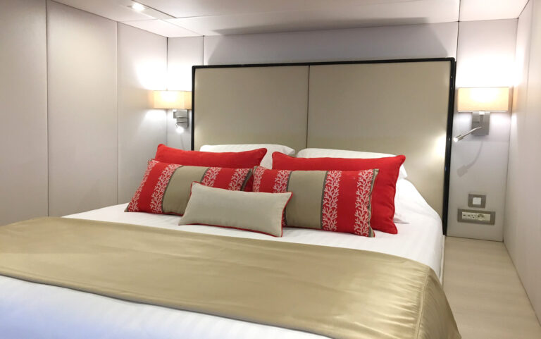 Double Cabin Coral And Beige