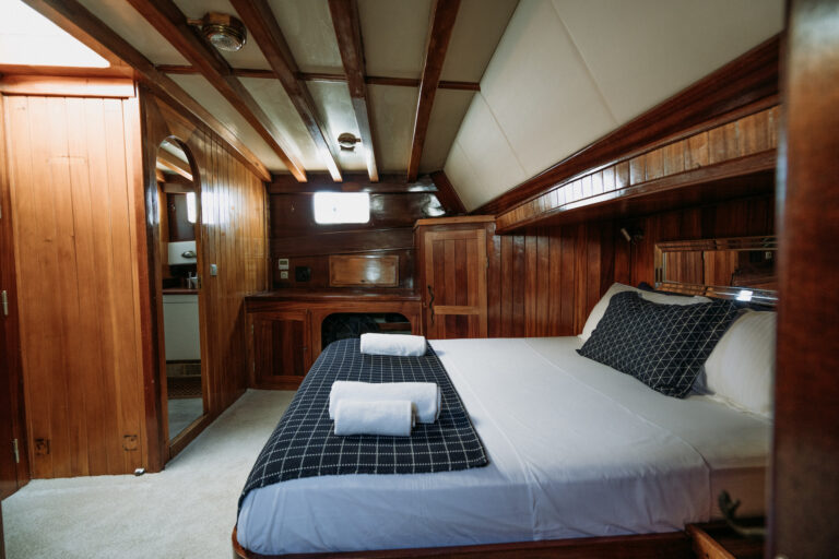 Double Cabin Detail