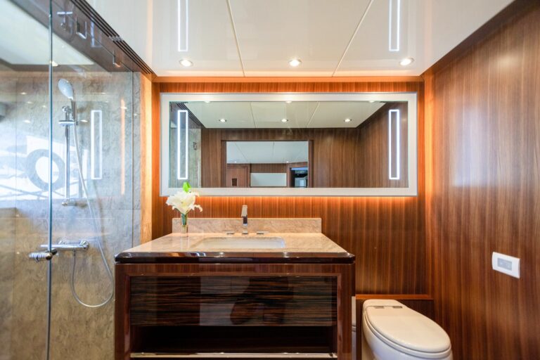 Double Guest Below Deck Ensuite