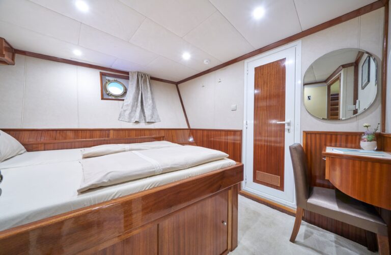 Double Guest Cabin 4