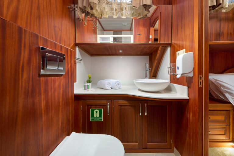 Double Guest Cabin  Ensuite