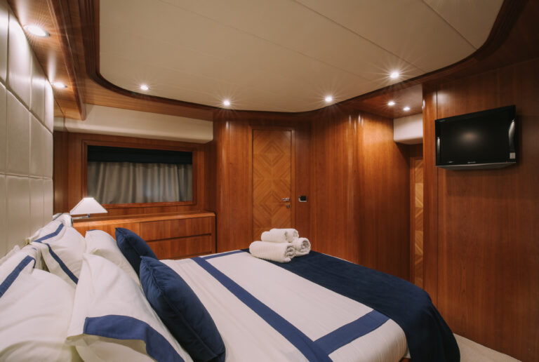 Double - Guest Suite Detail