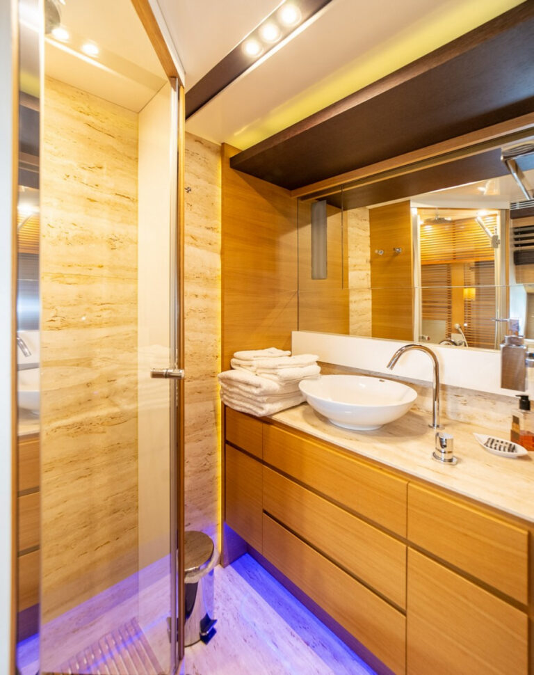 Double Guest Suite Ensuite