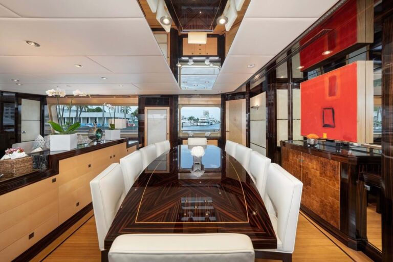 Elegant Dining