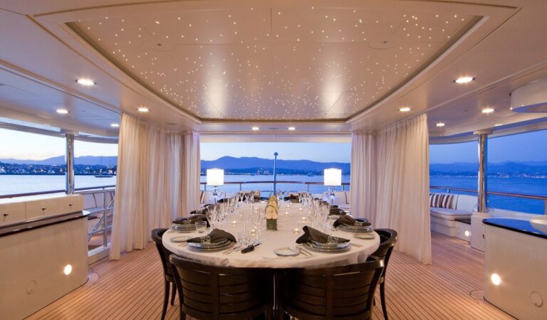 Fabulous Upper Deck Dining